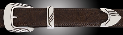B40A 1¼ Ruidoso 3 piece buckle on Chocolate Bullhide